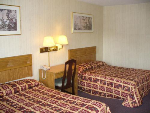 Sterling Inn Near Iag Airport Niagara Falls Room photo